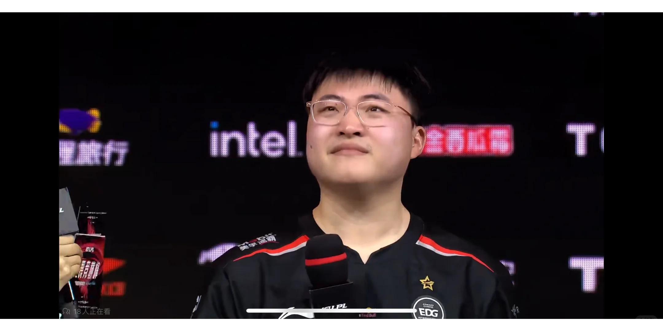 Uzi连续七场比赛得分超过重返赛场，公牛不断突破！的简单介绍